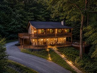 550 Ross Road, Mineral Bluff, GA 30559