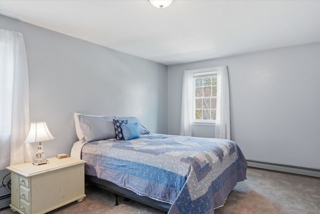 87 Overledge Extension, Derry, NH 03038