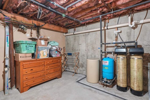 87 Overledge Extension, Derry, NH 03038