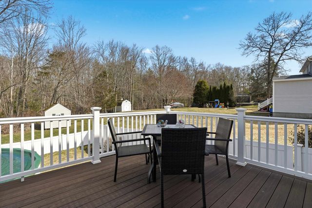 87 Overledge Extension, Derry, NH 03038