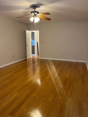 444 woodward Road 3, North Providence, RI 02904