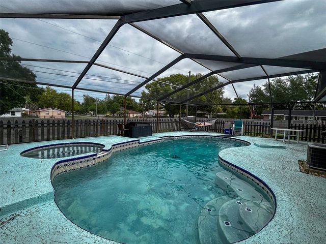 39219 5TH AVENUE, Zephyrhills, FL 33542