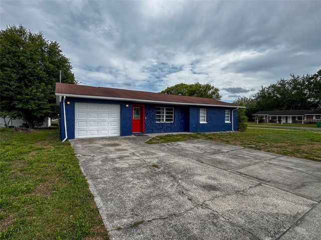 39219 5TH AVENUE, Zephyrhills, FL 33542