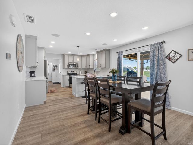1224 Switchfoot Drive, Huntertown, IN 46748