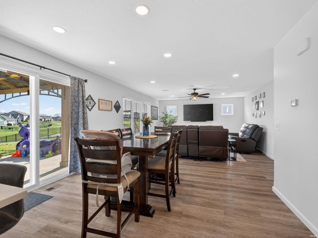 1224 Switchfoot Drive, Huntertown, IN 46748