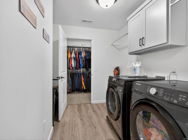 1224 Switchfoot Drive, Huntertown, IN 46748