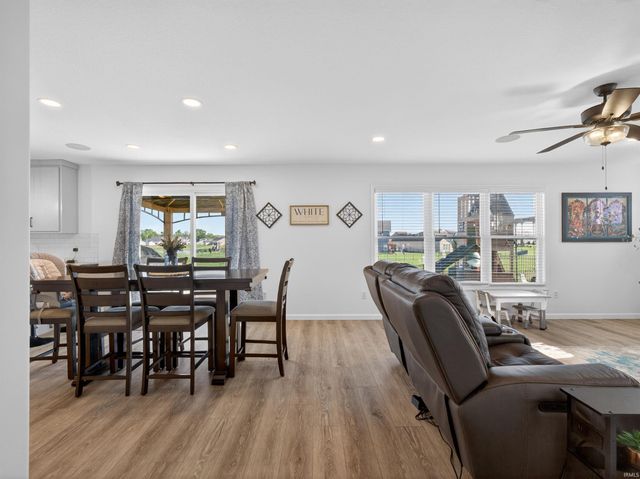 1224 Switchfoot Drive, Huntertown, IN 46748