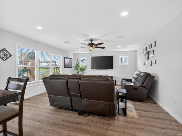 1224 Switchfoot Drive, Huntertown, IN 46748