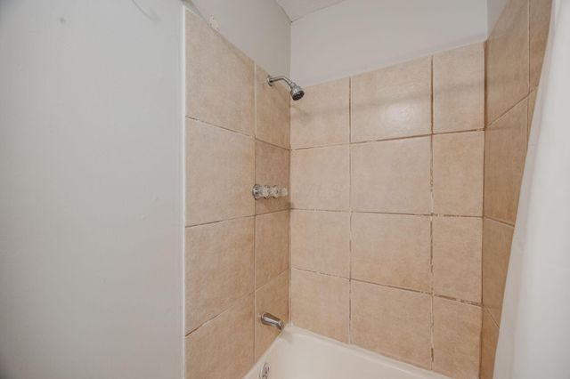 144 Cedar Alley, Columbus, OH 43215