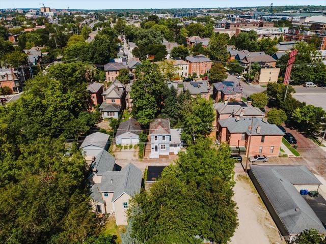 144 Cedar Alley, Columbus, OH 43215