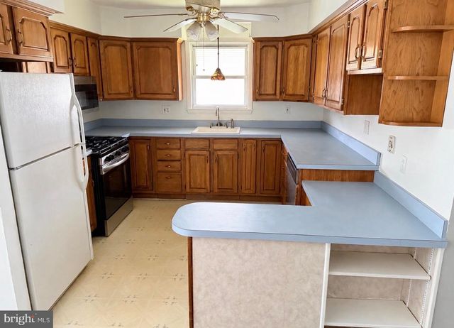 7639 LEONARD, Philadelphia, PA 19152