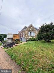 7639 LEONARD, Philadelphia, PA 19152