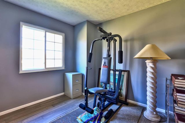 174 Shaker Heights Lane, Crestview Hills, KY 41017