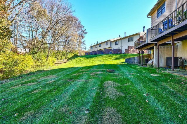 174 Shaker Heights Lane, Crestview Hills, KY 41017