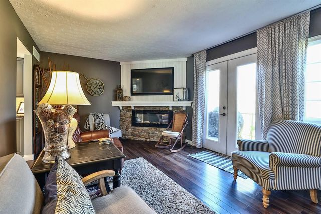 174 Shaker Heights Lane, Crestview Hills, KY 41017