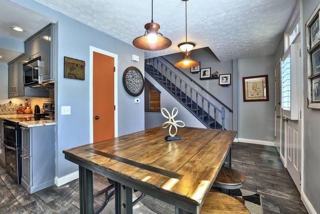 174 Shaker Heights Lane, Crestview Hills, KY 41017