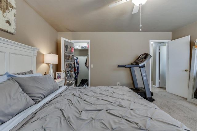 401 Cherryvale Road, Edmond, OK 73003