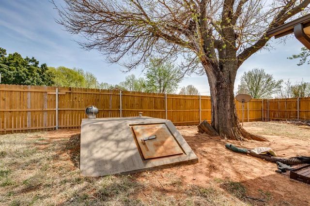 401 Cherryvale Road, Edmond, OK 73003