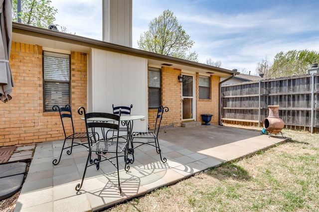 401 Cherryvale Road, Edmond, OK 73003