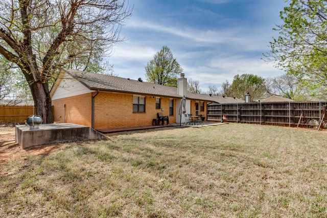 401 Cherryvale Road, Edmond, OK 73003