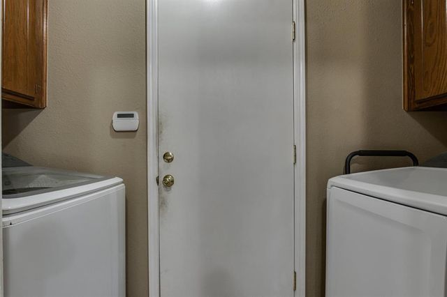 401 Cherryvale Road, Edmond, OK 73003