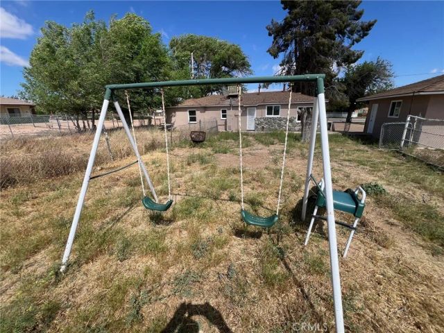15683 Fir, Hesperia, CA 92345