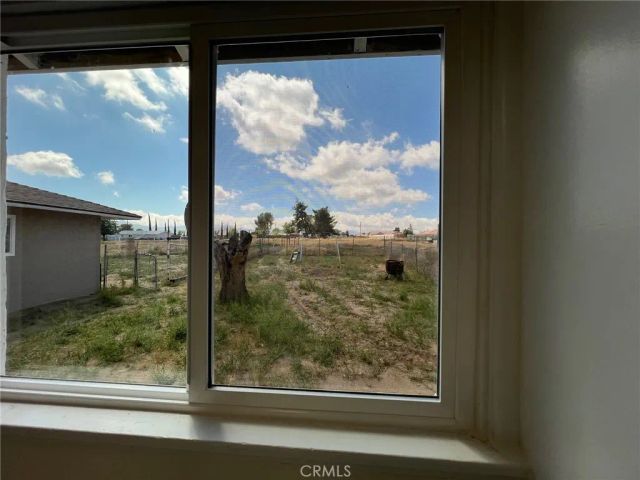 15683 Fir, Hesperia, CA 92345