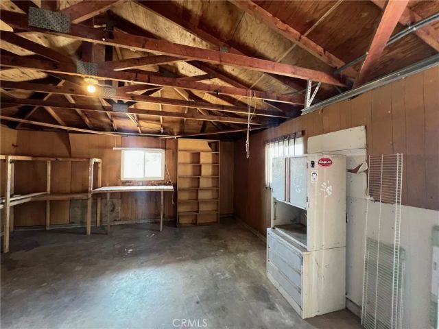 15683 Fir, Hesperia, CA 92345