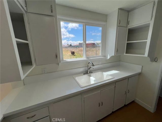 15683 Fir, Hesperia, CA 92345