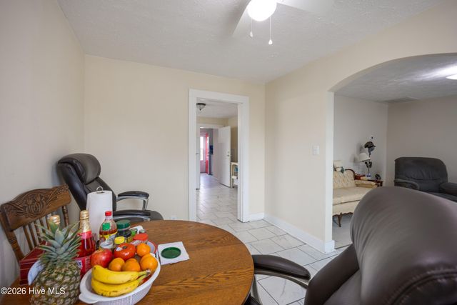 200 Southeast Boulevard, Clinton, NC 28328