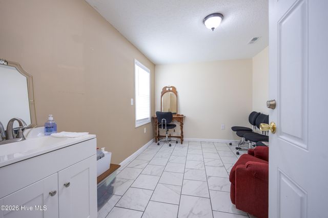 200 Southeast Boulevard, Clinton, NC 28328