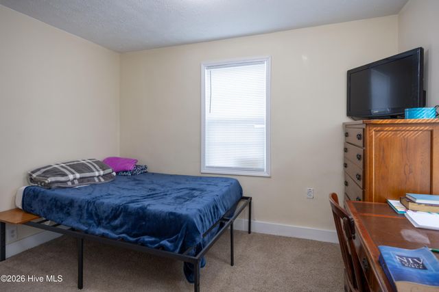 200 Southeast Boulevard, Clinton, NC 28328