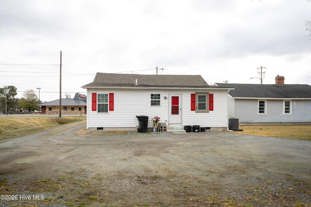 200 Southeast Boulevard, Clinton, NC 28328