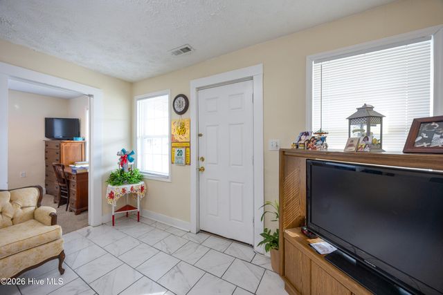 200 Southeast Boulevard, Clinton, NC 28328