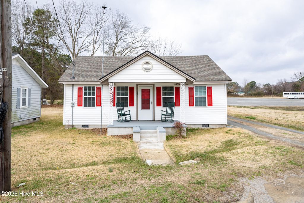 200 Southeast Boulevard, Clinton, NC 28328