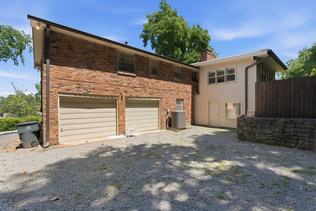 6805 Cloudland Dr, Nashville, TN 37205