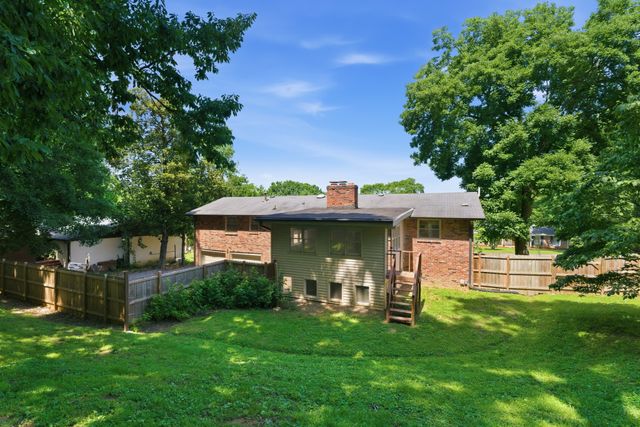 6805 Cloudland Dr, Nashville, TN 37205