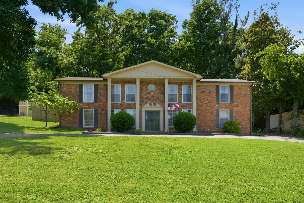 6805 Cloudland Dr, Nashville, TN 37205