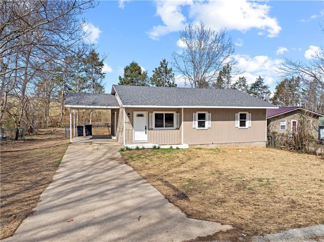 3607 W Overland Circle, Harrison, AR 72601