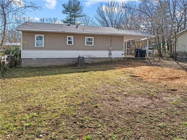 3607 W Overland Circle, Harrison, AR 72601