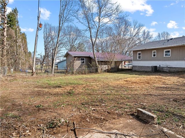3607 W Overland Circle, Harrison, AR 72601