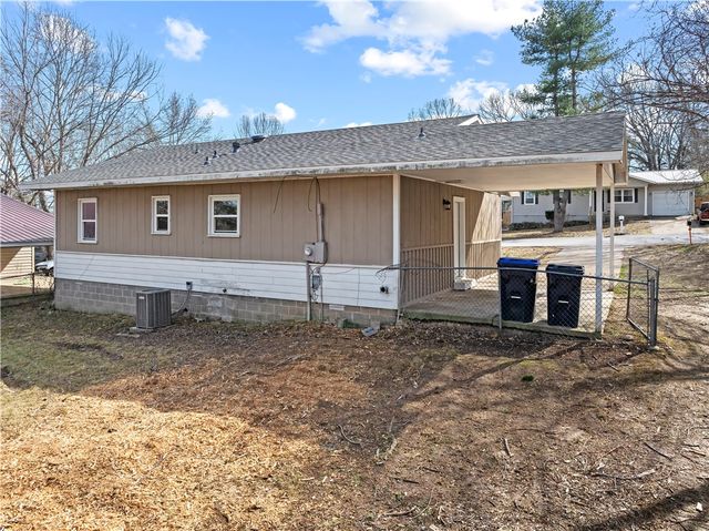 3607 W Overland Circle, Harrison, AR 72601