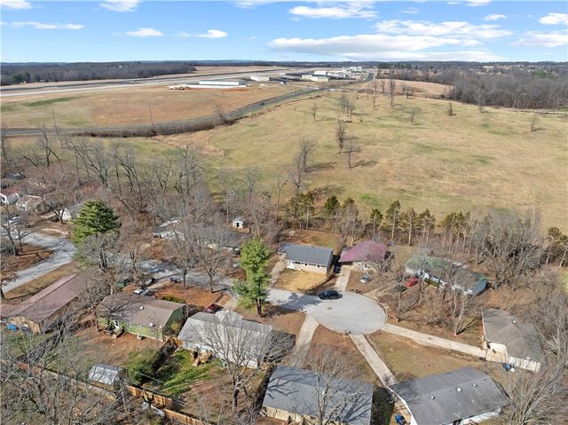 3607 W Overland Circle, Harrison, AR 72601