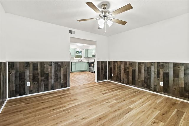 3607 W Overland Circle, Harrison, AR 72601