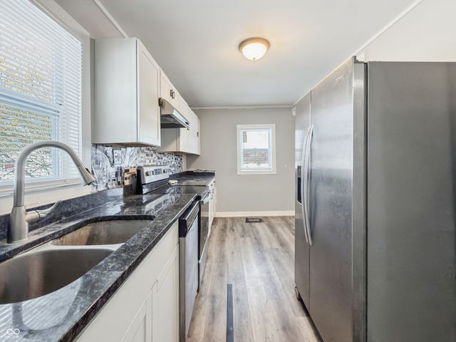 4006 Kenneth Avenue, Indianapolis, IN 46226