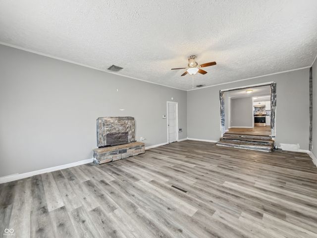 4006 Kenneth Avenue, Indianapolis, IN 46226