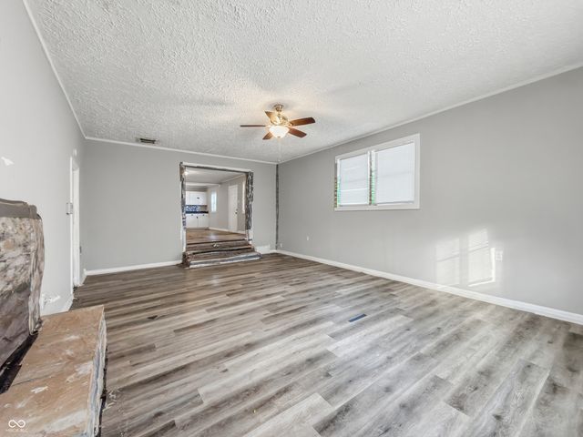 4006 Kenneth Avenue, Indianapolis, IN 46226