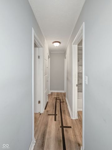 4006 Kenneth Avenue, Indianapolis, IN 46226