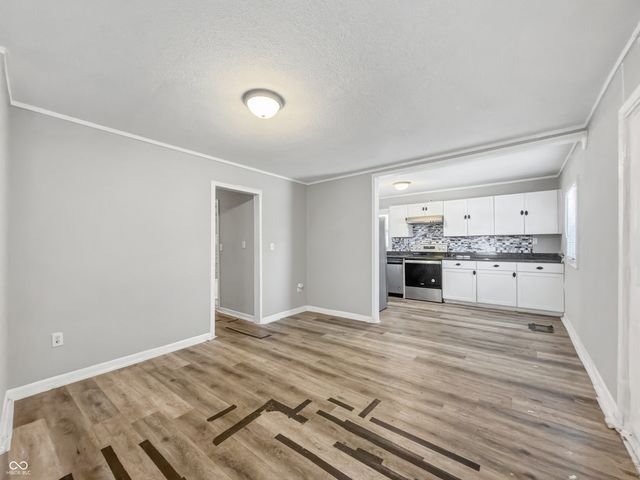 4006 Kenneth Avenue, Indianapolis, IN 46226