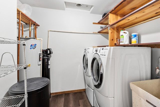 W168N11487 El Camino DRIVE, Germantown, WI 53022